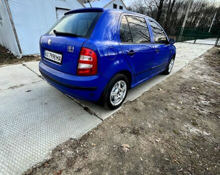 Синий Шкода Фабия, объемом двигателя 1.4 л и пробегом 275 тыс. км за 2299 $, фото 1 на Automoto.ua