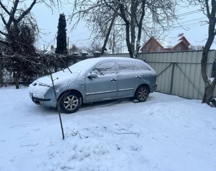 Синий Шкода Фабия, объемом двигателя 1.4 л и пробегом 300 тыс. км за 3100 $, фото 1 на Automoto.ua