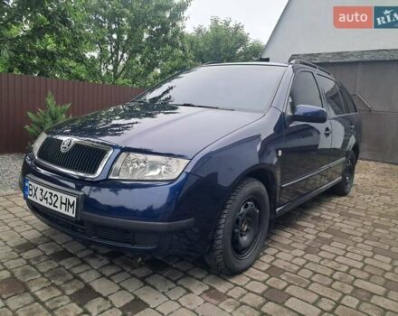 Синий Шкода Фабия, объемом двигателя 1.39 л и пробегом 228 тыс. км за 4100 $, фото 1 на Automoto.ua