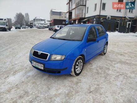 Синій Шкода Фабія, об'ємом двигуна 1.2 л та пробігом 200 тис. км за 2400 $, фото 1 на Automoto.ua