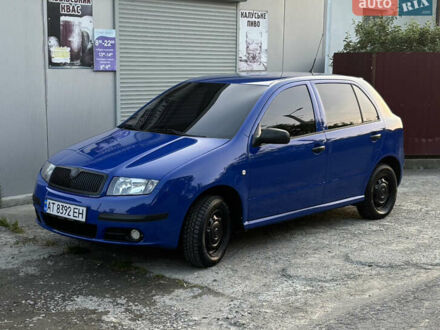 Шкода Фабия 2003 в Калуше на Automoto.ua Синий Шкода Фабия, объемом двигателя 1.2 л и пробегом 221 тыс. км за 3499 $, фото 1 на Automoto.ua