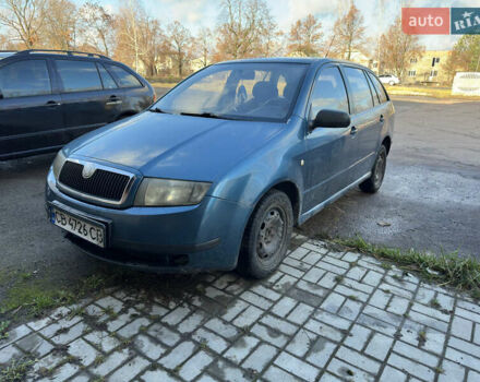 Синий Шкода Фабия, объемом двигателя 1.39 л и пробегом 350 тыс. км за 2200 $, фото 1 на Automoto.ua