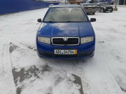 Синий Шкода Фабия, объемом двигателя 1.39 л и пробегом 149 тыс. км за 3700 $, фото 1 на Automoto.ua