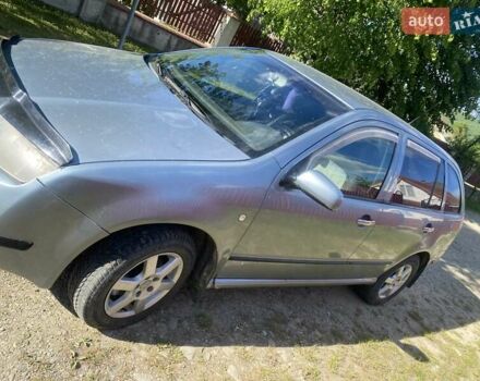 Синий Шкода Фабия, объемом двигателя 1.4 л и пробегом 226 тыс. км за 2750 $, фото 1 на Automoto.ua