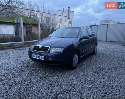 Синий Шкода Фабия, объемом двигателя 1.2 л и пробегом 230 тыс. км за 2900 $, фото 1 на Automoto.ua