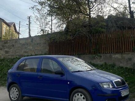 Синий Шкода Фабия, объемом двигателя 1.39 л и пробегом 112 тыс. км за 4500 $, фото 1 на Automoto.ua