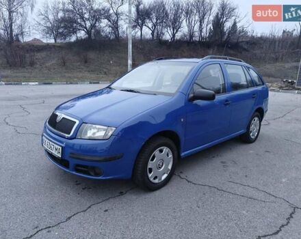 Синій Шкода Фабія, об'ємом двигуна 1.39 л та пробігом 238 тис. км за 3800 $, фото 1 на Automoto.ua