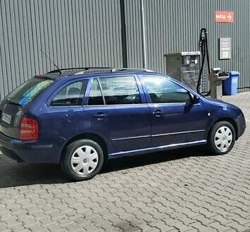 Синий Шкода Фабия, объемом двигателя 1.4 л и пробегом 226 тыс. км за 3399 $, фото 1 на Automoto.ua