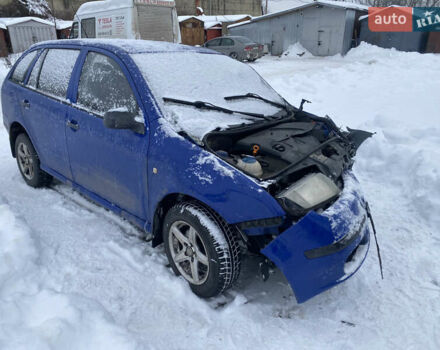Синий Шкода Фабия, объемом двигателя 1.2 л и пробегом 135 тыс. км за 800 $, фото 1 на Automoto.ua