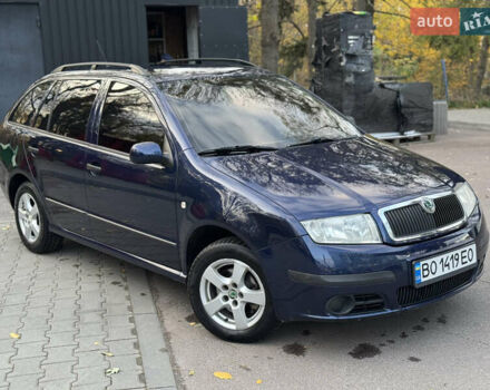 Синий Шкода Фабия, объемом двигателя 1.39 л и пробегом 200 тыс. км за 3650 $, фото 1 на Automoto.ua