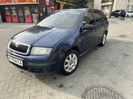 Синий Шкода Фабия, объемом двигателя 1.4 л и пробегом 338 тыс. км за 3400 $, фото 1 на Automoto.ua