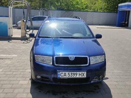 Шкода Фабия 2005 в Черкассах на Automoto.ua Синий Шкода Фабия, объемом двигателя 1.4 л и пробегом 178 тыс. км за 4700 $, фото 1 на Automoto.ua