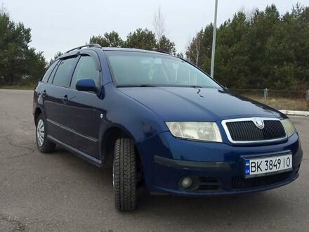Синий Шкода Фабия, объемом двигателя 1.4 л и пробегом 230 тыс. км за 4250 $, фото 1 на Automoto.ua