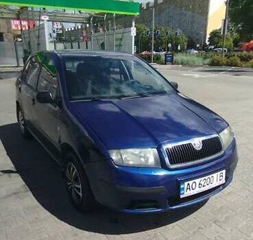 Синий Шкода Фабия, объемом двигателя 1.2 л и пробегом 278 тыс. км за 3350 $, фото 1 на Automoto.ua