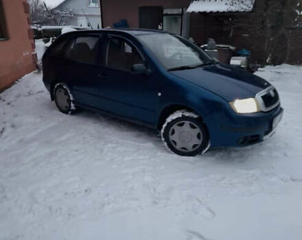 Синий Шкода Фабия, объемом двигателя 1.2 л и пробегом 217 тыс. км за 2950 $, фото 1 на Automoto.ua