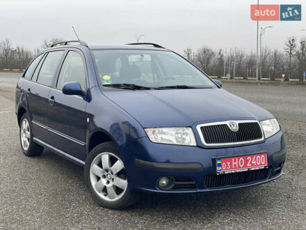 Синій Шкода Фабія, об'ємом двигуна 1.4 л та пробігом 250 тис. км за 4500 $, фото 1 на Automoto.ua