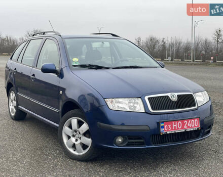 Синій Шкода Фабія, об'ємом двигуна 1.4 л та пробігом 250 тис. км за 4500 $, фото 1 на Automoto.ua