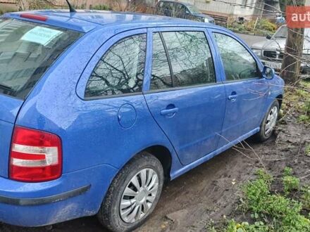 Синий Шкода Фабия, объемом двигателя 1.2 л и пробегом 163 тыс. км за 3600 $, фото 1 на Automoto.ua