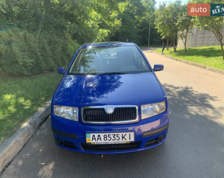 Синий Шкода Фабия, объемом двигателя 1.4 л и пробегом 278 тыс. км за 3500 $, фото 1 на Automoto.ua