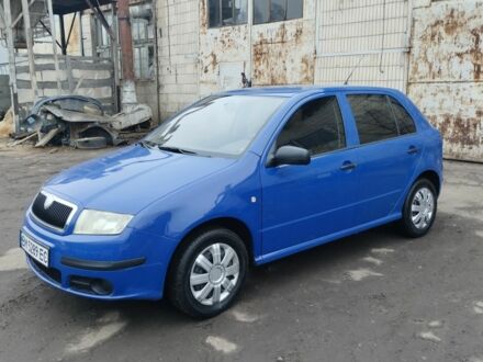 Синий Шкода Фабия, объемом двигателя 1.2 л и пробегом 240 тыс. км за 3700 $, фото 1 на Automoto.ua