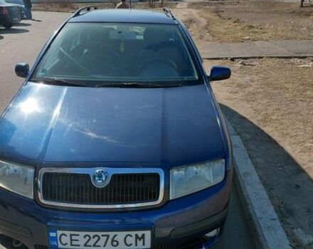 Синий Шкода Фабия, объемом двигателя 1.39 л и пробегом 310 тыс. км за 4000 $, фото 1 на Automoto.ua