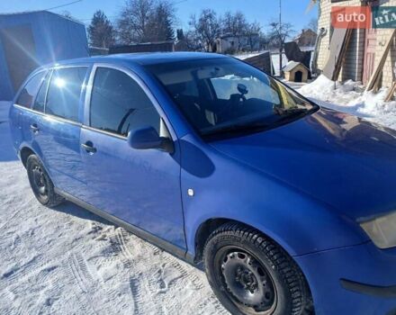Синій Шкода Фабія, об'ємом двигуна 1.39 л та пробігом 389 тис. км за 2700 $, фото 1 на Automoto.ua