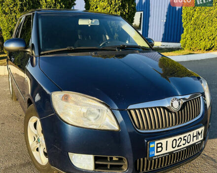 Синий Шкода Фабия, объемом двигателя 1.39 л и пробегом 143 тыс. км за 5500 $, фото 1 на Automoto.ua