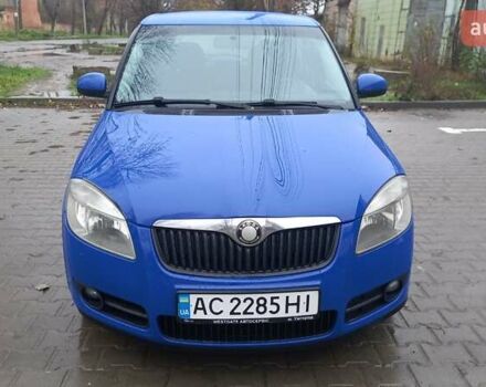 Синий Шкода Фабия, объемом двигателя 1.2 л и пробегом 252 тыс. км за 4500 $, фото 1 на Automoto.ua