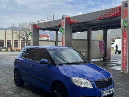 Синій Шкода Фабія, об'ємом двигуна 1.4 л та пробігом 300 тис. км за 3800 $, фото 1 на Automoto.ua