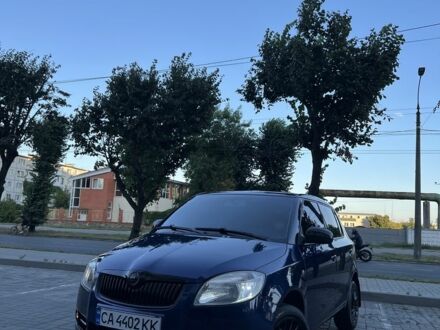 Шкода Фабия 2007 в Черкассах на Automoto.ua Синий Шкода Фабия, объемом двигателя 1.2 л и пробегом 155 тыс. км за 4500 $, фото 1 на Automoto.ua