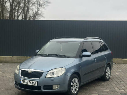 Синий Шкода Фабия, объемом двигателя 1.39 л и пробегом 285 тыс. км за 3950 $, фото 1 на Automoto.ua