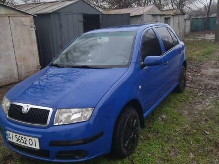 Синий Шкода Фабия, объемом двигателя 1.4 л и пробегом 335 тыс. км за 4300 $, фото 1 на Automoto.ua