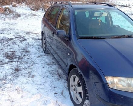 Синий Шкода Фабия, объемом двигателя 0 л и пробегом 208 тыс. км за 4300 $, фото 1 на Automoto.ua