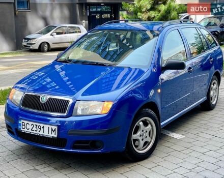 Синий Шкода Фабия, объемом двигателя 1.2 л и пробегом 262 тыс. км за 2999 $, фото 1 на Automoto.ua