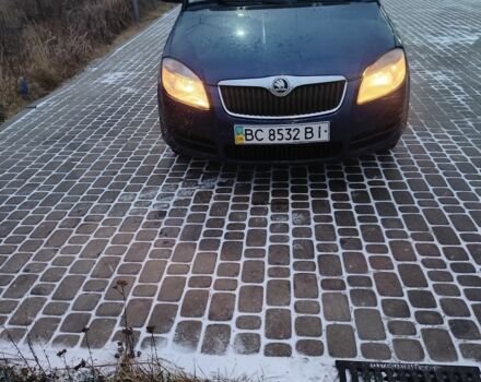 Синий Шкода Фабия, объемом двигателя 1.4 л и пробегом 195 тыс. км за 3750 $, фото 1 на Automoto.ua