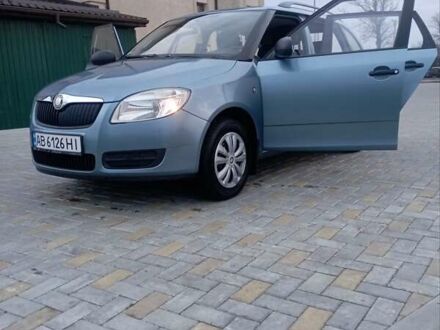 Синий Шкода Фабия, объемом двигателя 1.2 л и пробегом 185 тыс. км за 4750 $, фото 1 на Automoto.ua