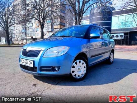 Шкода Фабія 2008 у Новомосковске на Automoto.ua Синій Шкода Фабія, об'ємом двигуна 1.9 л та пробігом 260 тис. км за 5500 $, фото 1 на Automoto.ua