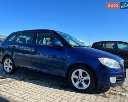 Синий Шкода Фабия, объемом двигателя 1.39 л и пробегом 155 тыс. км за 6000 $, фото 1 на Automoto.ua