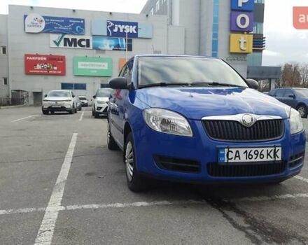 Синий Шкода Фабия, объемом двигателя 1.39 л и пробегом 196 тыс. км за 4100 $, фото 1 на Automoto.ua