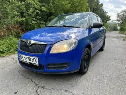 Шкода Фабия 2008 в Виннице на Automoto.ua Синий Шкода Фабия, объемом двигателя 1.2 л и пробегом 400 тыс. км за 2399 $, фото 1 на Automoto.ua