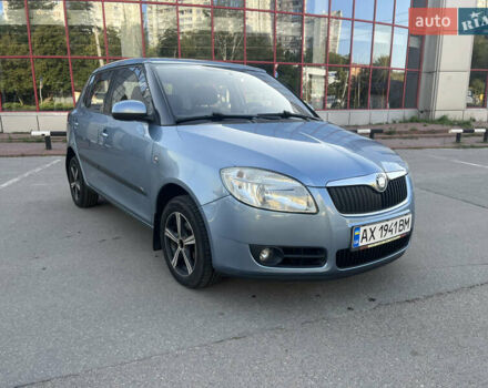 Синій Шкода Фабія, об'ємом двигуна 1.6 л та пробігом 191 тис. км за 5999 $, фото 1 на Automoto.ua