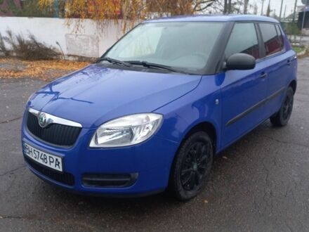 Синий Шкода Фабия, объемом двигателя 1.2 л и пробегом 188 тыс. км за 4500 $, фото 1 на Automoto.ua