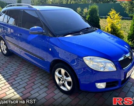 Синий Шкода Фабия, объемом двигателя 1.6 л и пробегом 250 тыс. км за 5900 $, фото 1 на Automoto.ua