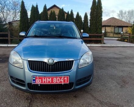 Синій Шкода Фабія, об'ємом двигуна 1.4 л та пробігом 245 тис. км за 5600 $, фото 1 на Automoto.ua