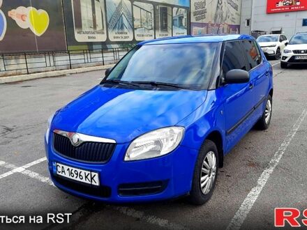Синій Шкода Фабія, об'ємом двигуна 1.4 л та пробігом 0 тис. км за 3900 $, фото 1 на Automoto.ua