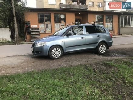 Шкода Фабія 2008 у Рахове на Automoto.ua Синій Шкода Фабія, об'ємом двигуна 1.42 л та пробігом 228 тис. км за 5300 $, фото 1 на Automoto.ua