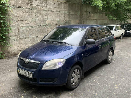 Шкода Фабия 2008 в Киеве на Automoto.ua Синий Шкода Фабия, объемом двигателя 1.4 л и пробегом 223 тыс. км за 4000 $, фото 1 на Automoto.ua