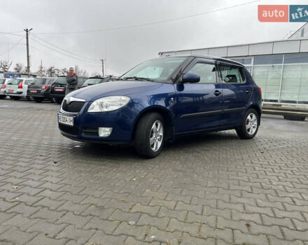 Синий Шкода Фабия, объемом двигателя 1.39 л и пробегом 280 тыс. км за 4800 $, фото 1 на Automoto.ua