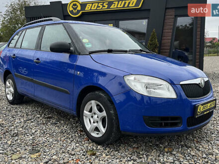 Синий Шкода Фабия, объемом двигателя 1.2 л и пробегом 189 тыс. км за 5300 $, фото 1 на Automoto.ua