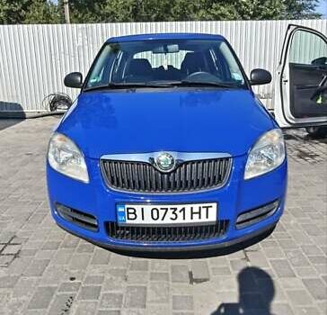 Синий Шкода Фабия, объемом двигателя 1.2 л и пробегом 87 тыс. км за 5700 $, фото 1 на Automoto.ua